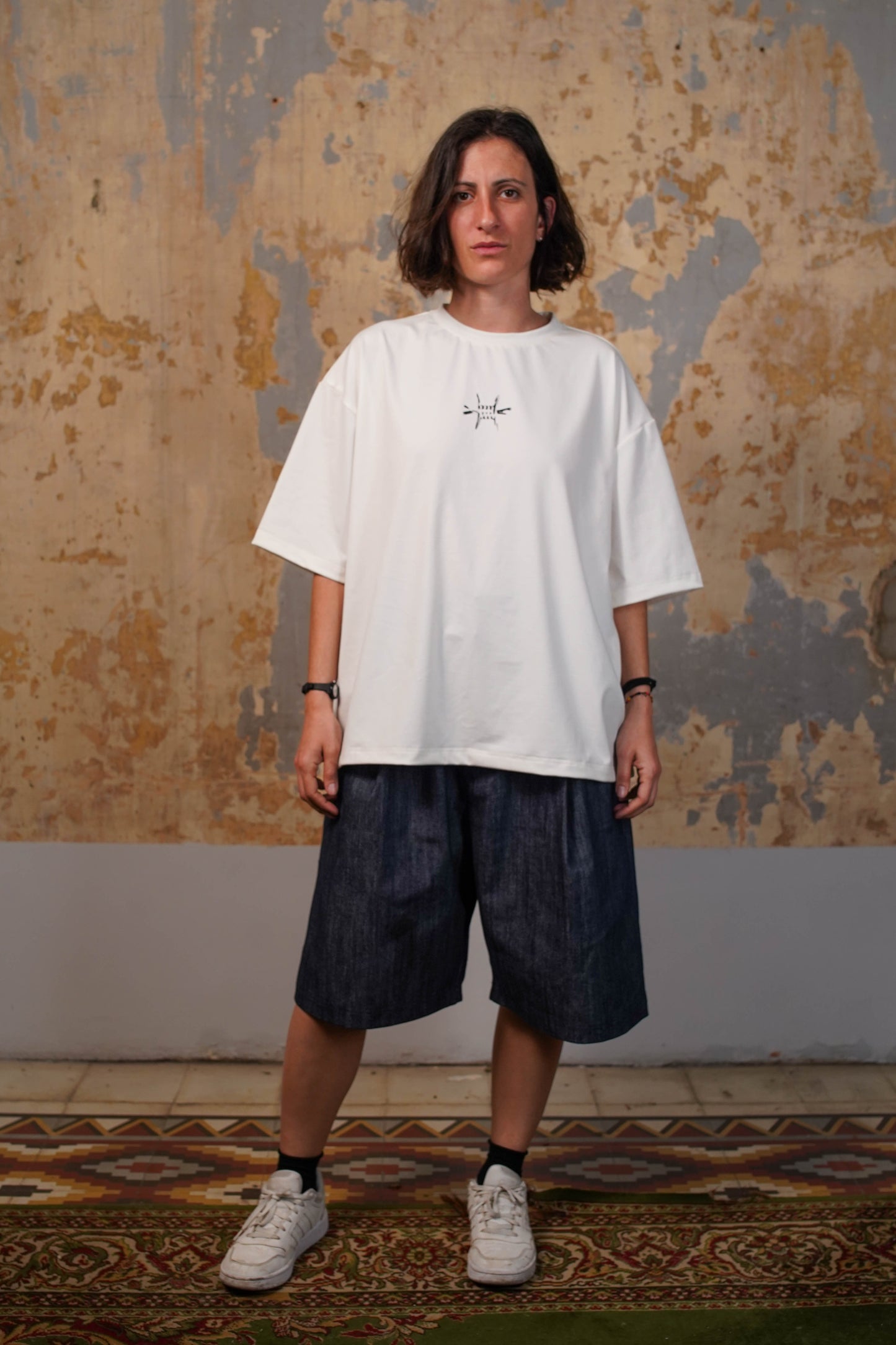 AL HUDOOD, white