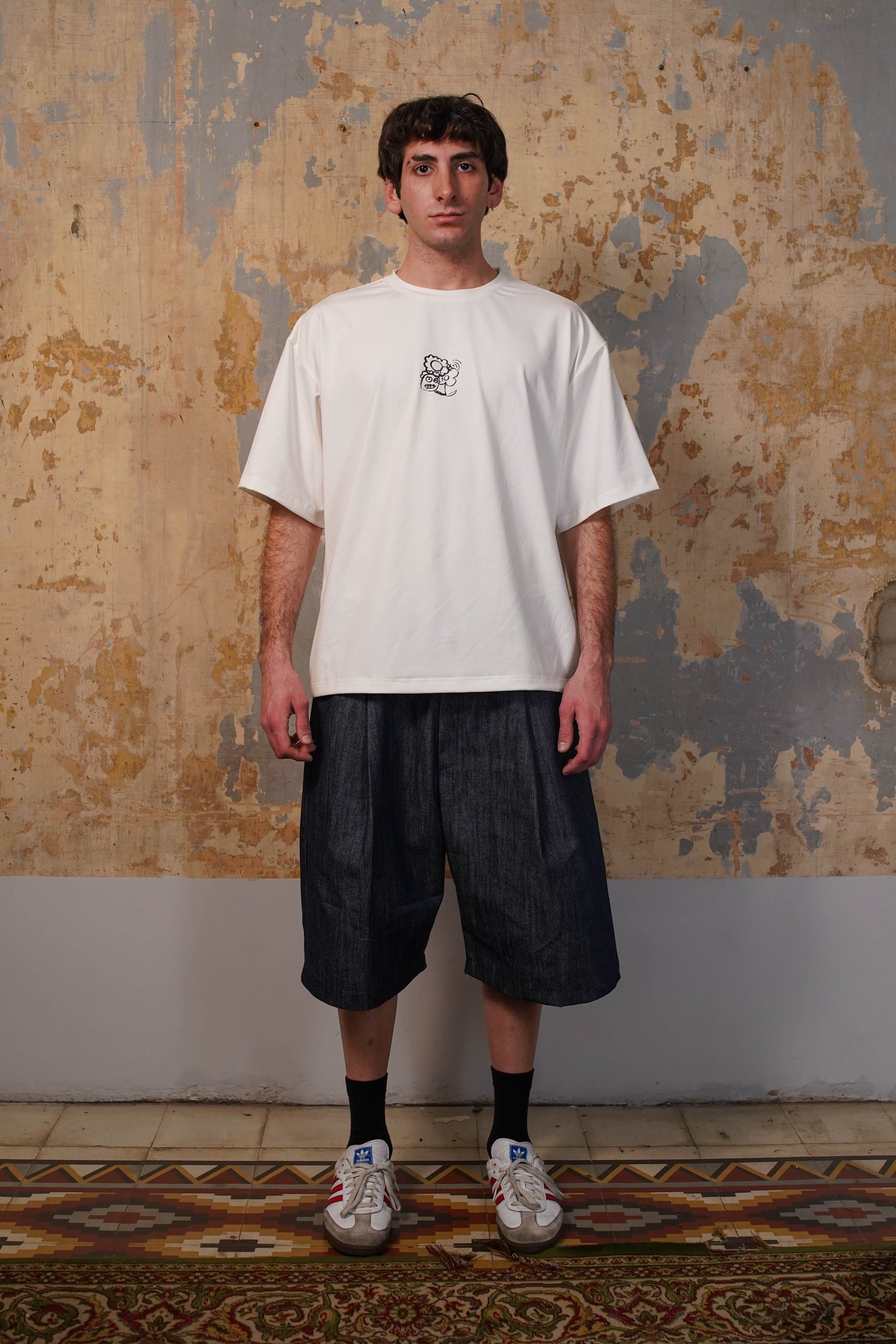 Chalk Talk X Visuallyse, white